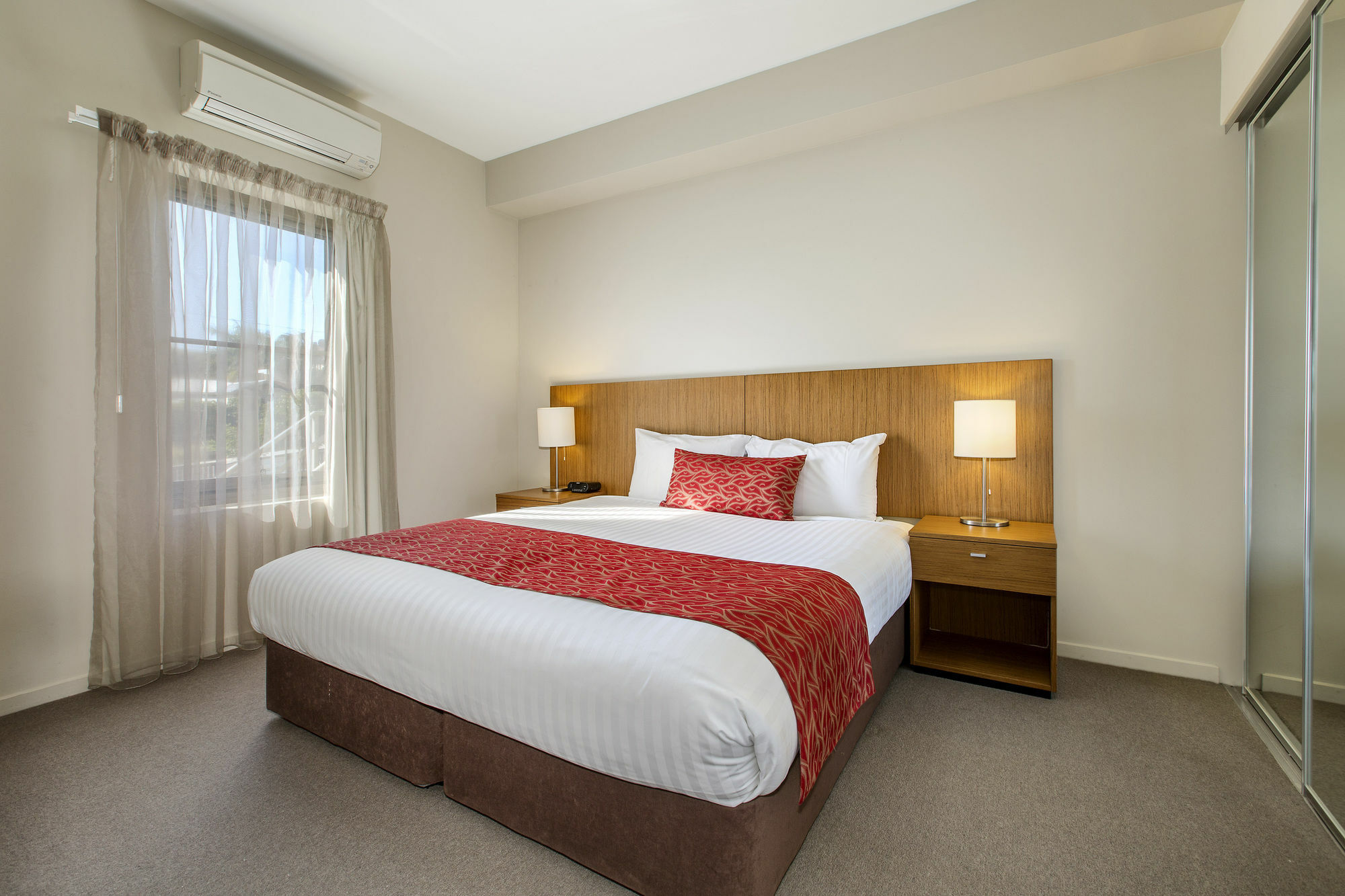Gladstone Downtown Central Apartment Hotel Official Exterior photo